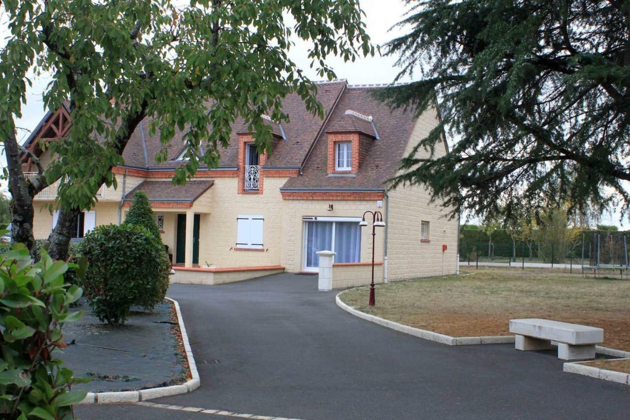 Logement Entre Chambord Et Le Zoo De Beauval Appartamento Contres  Esterno foto